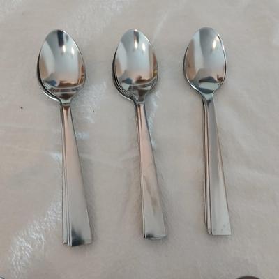Nice Home stainless steel flatware set silverware 37 total