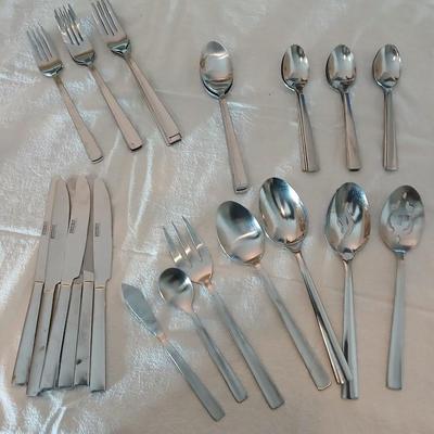 Nice Home stainless steel flatware set silverware 37 total