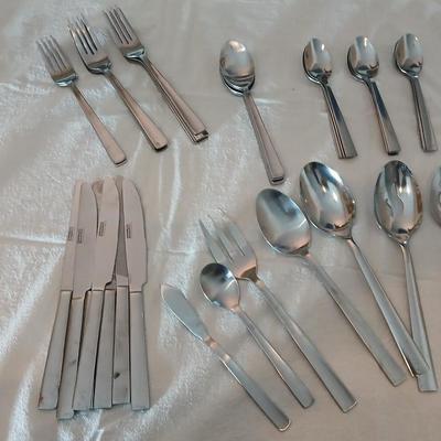 Nice Home stainless steel flatware set silverware 37 total