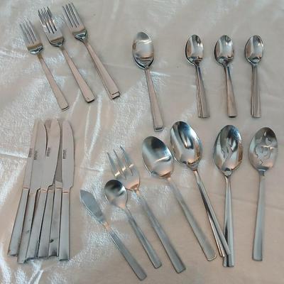 Nice Home stainless steel flatware set silverware 37 total
