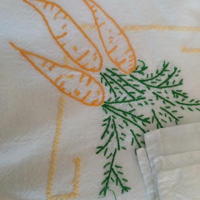 Embroidered linen towels
