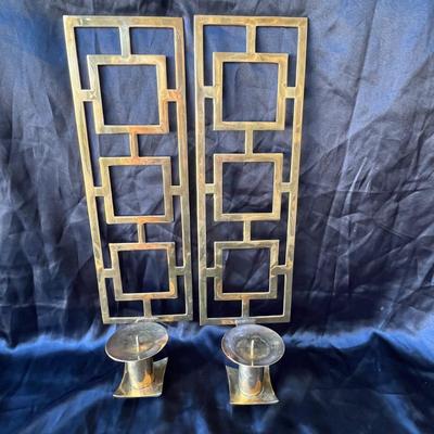 Lot 11 Brass MCM wall sconces