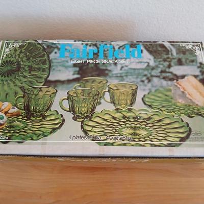 Vintage Fairfield green glass snack set new in box!