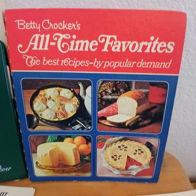 Cookbooks with the famous and collectible Colorado Cache Cookbook!