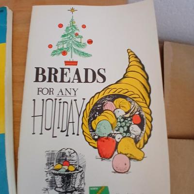Cookbooks with the famous and collectible Colorado Cache Cookbook!