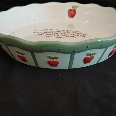 Apple pie dish, glass grape dish, apple nightlight, candles and a vase