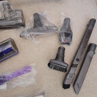 Dyson Vacuum sweeper Vacuum cleaner with attachments and charger
