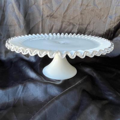 Lot 19 Fenton Silvercrest Cake stand