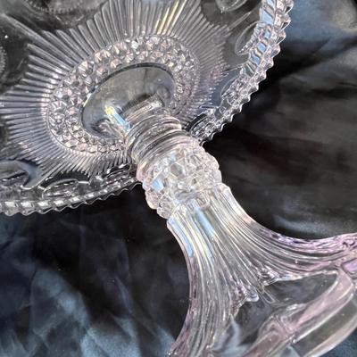 Lot 20 Pair of round cake plates