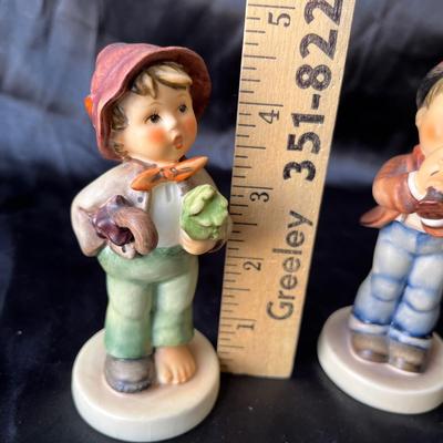 Lot 31 Hummel Lot #1 Boys