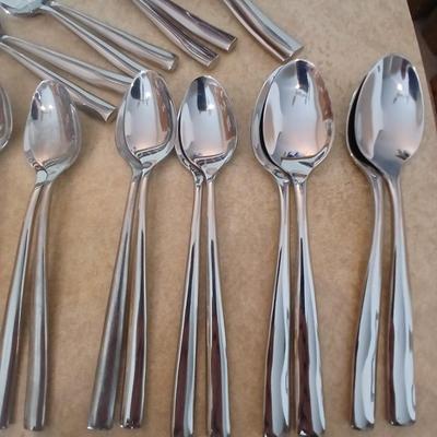 Really nice Artisan ware forged stainless flatware / silverware set with matching serving ware