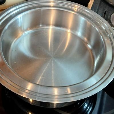 Nice stainless-steel pot and pan set with new broiler pan