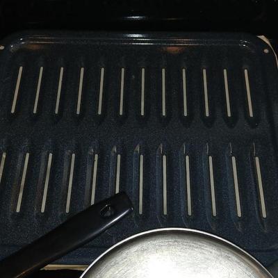 Nice stainless-steel pot and pan set with new broiler pan