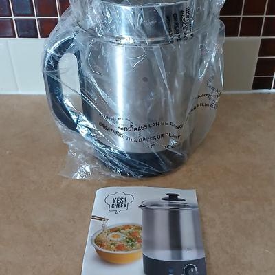 Brand new Yes Chef! 2 liter electric Multi-pot