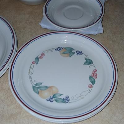 Corelle dinnerware set