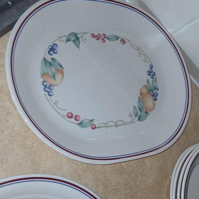 Corelle dinnerware set