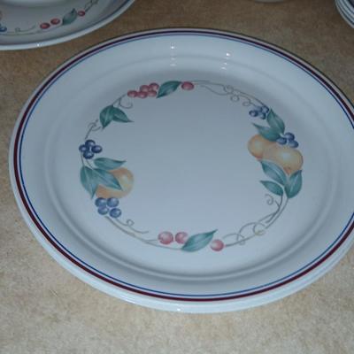 Corelle dinnerware set