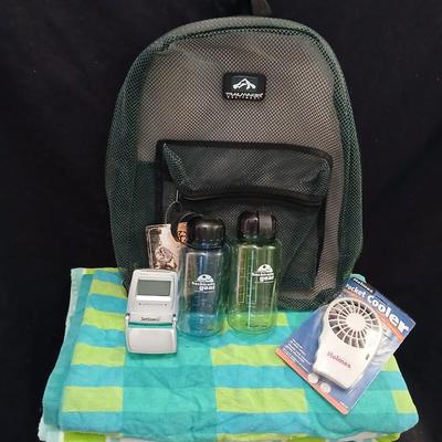 Let's go to the beach! Beach towels, Holmes pocket cooler, brand new net backpack and more