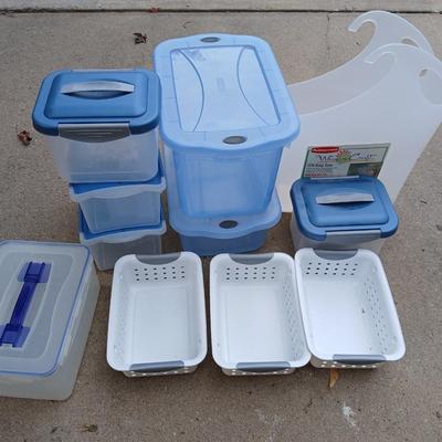 Small totes with lids