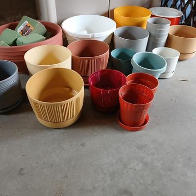 Plastic flowerpots of all shapes and sizes