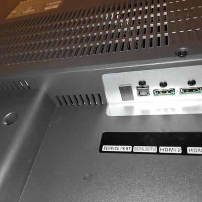 42" dynex TV, magnavox dvd/vvcr combo and stand