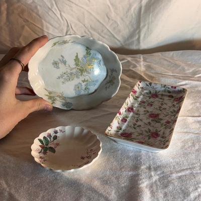 Haviland, Copeland, Bavaria, and Other Floral China and Glasses (PBC-DZ)