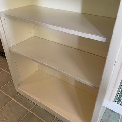 Short White Shelving Unit (K-HS)