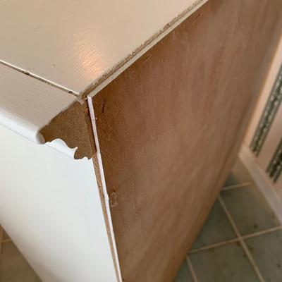 Short White Shelving Unit (K-HS)