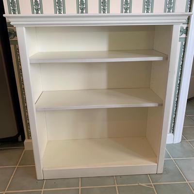 Short White Shelving Unit (K-HS)
