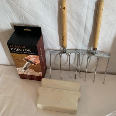 Zyliss Mandoline w/ Chopper, Graters, Juicers, & More (K-HS)