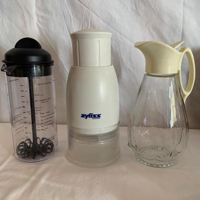 Zyliss Mandoline w/ Chopper, Graters, Juicers, & More (K-HS)