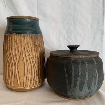 Unique Earth-Toned Pottery Vessels (K-HS)