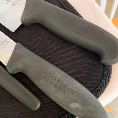 Forschner Victorinox & Messermeister Knives in Fabric Case & More (K-HS)