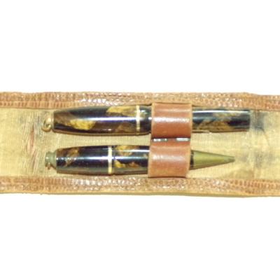 Antique fountain pen set