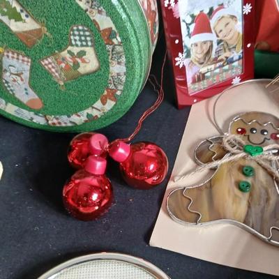 Christmas decorations Santa, Mug set, wreath, reindeer hanging and MUCH MORE