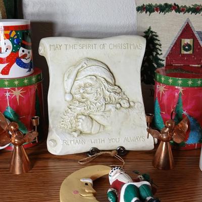 Christmas throw pillows, Mugs, copper-colored angels, plaque and more