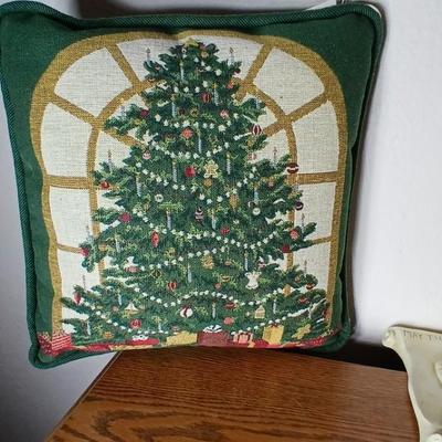 Christmas throw pillows, Mugs, copper-colored angels, plaque and more