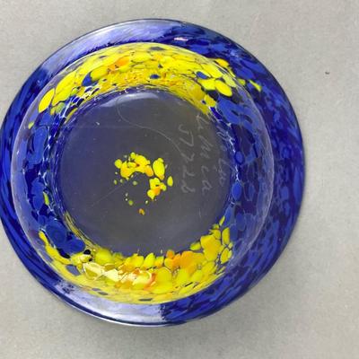 427 Kosta Boda Bowls and Gullaskruf Glass Paperweight
