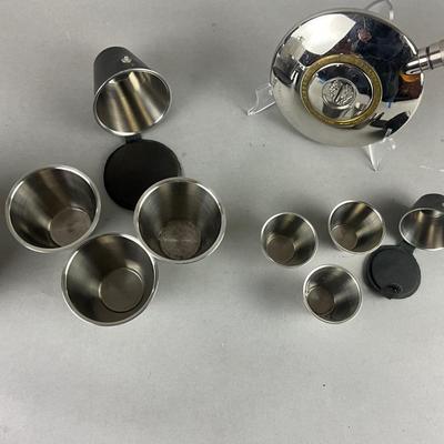 432 Grants of Dalvey Scotland Flask with Flask and Shot Glasses