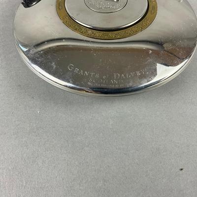 432 Grants of Dalvey Scotland Flask with Flask and Shot Glasses