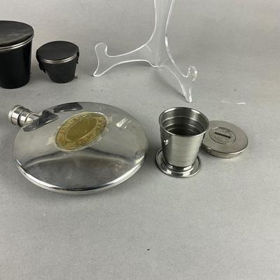 432 Grants of Dalvey Scotland Flask with Flask and Shot Glasses