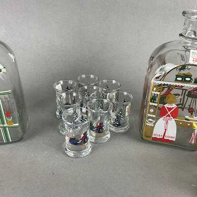 435 Holmegaard Glass Bottle with Cordials and Coffee Mugs