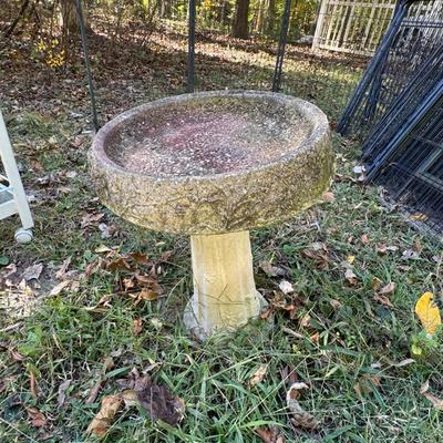 269 Concrete Bird Bath
