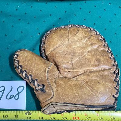 Vintage Phil Cavara Ball Glove