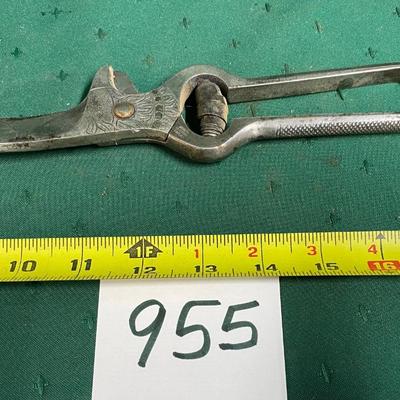Vintage Adler Crown Cutlery Co.