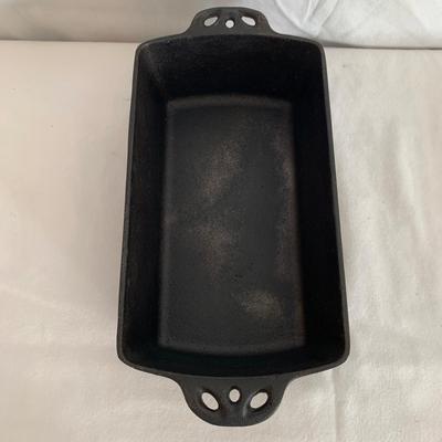 Brand New Lodge Cast Iron Griddle, Dutch Oven, & More (K-HS)
