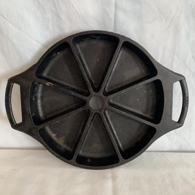 Brand New Lodge Cast Iron Griddle, Dutch Oven, & More (K-HS)