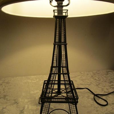 Eiffel Tower lamp with shade