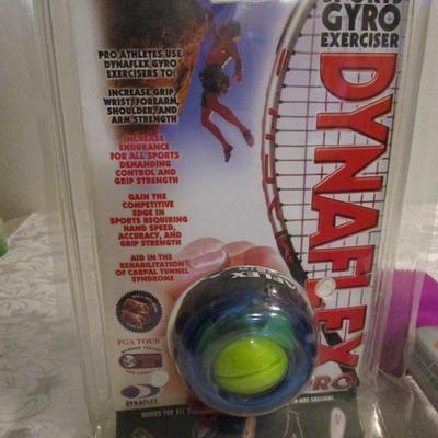 Dynaflex Pro sports gyro exerciser and 5 lb weight