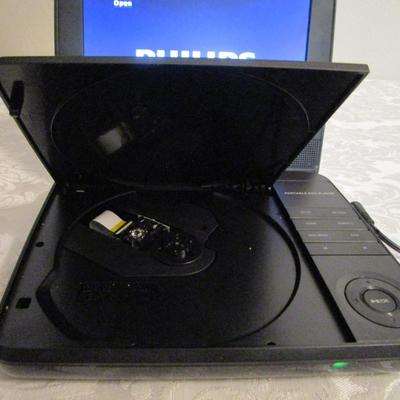 Phillips DVD player, screen Is 7"